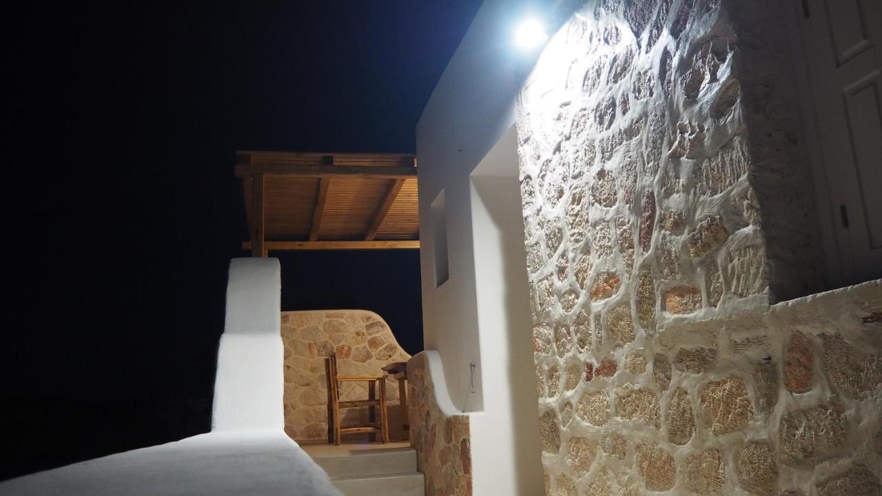Ataraxia- Stonebuilt And Holiday home *