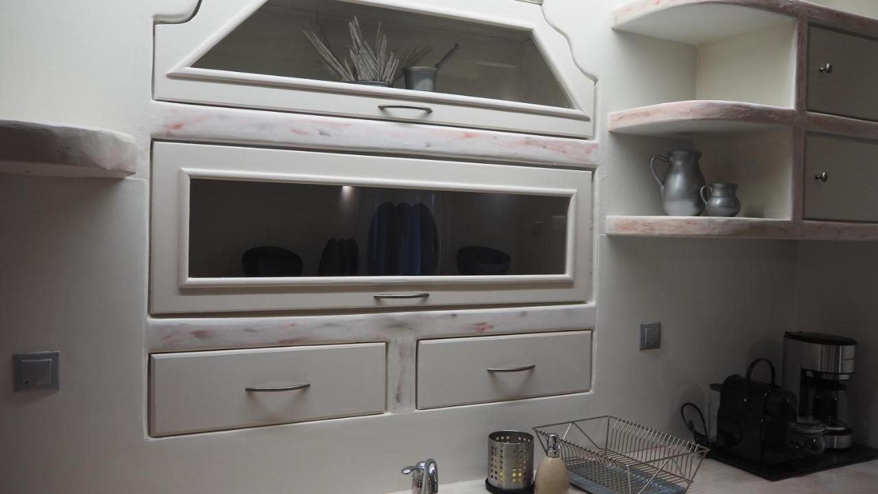 Ataraxia- Stonebuilt And Holiday home *
